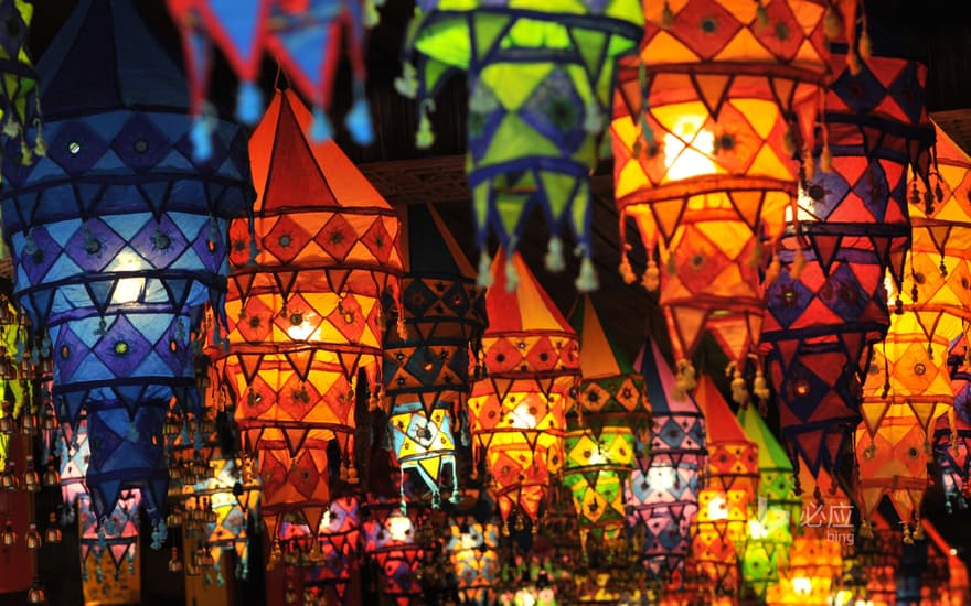 Colorful lanterns hanging in the store in Dali, Yunnan