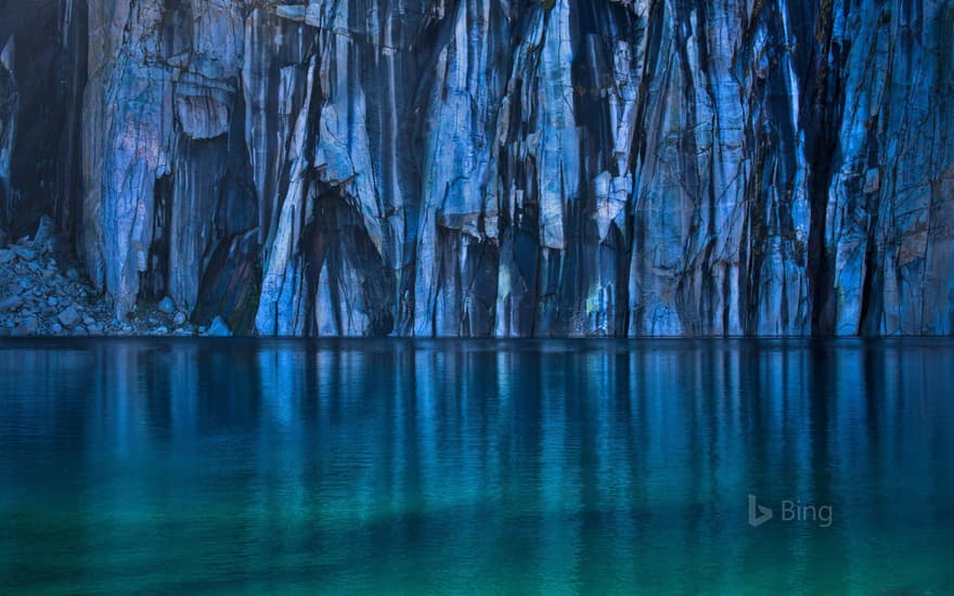 Precipice Lake in Sequoia National Park, California, USA