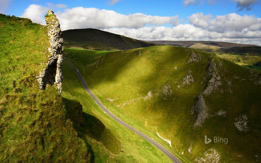 Winnats Pass in the Peak District of Derbyshire, England